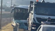 Uznemirujući snimci sa lica mesta nakon stravičnog sudara dva autobusa: Dve osobe stradale
