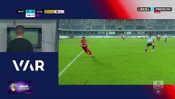 VAR drama u nadoknadi meča IMT - Spartak, sudija svirao penal za domaćina, viđen i gol