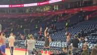 Nikola Mirotić dočekan ovacijama od strane navijača Zvezde u Areni