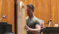 Jedan od najboljih harfista sveta Gzavije de Mestr nastupa sa Beogradskom filharmonijom
