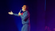 Toni Cetinski otvorio koncert pesmom “Ako se to zove ljubav”