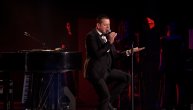 Gospodski! Georgiev u crnom odelu, sa posebnom emocijom otvorio 5. koncert u Beogradu