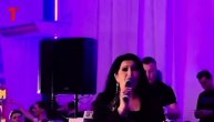 Dragana Mirković prekinula koncert, pa u suzama pevala pesmu u čast Saše Popovića