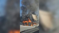 Zapalio se kamion pre naplatne rampe u Obrenovcu, brzom reakcijom vozača sprečena veća katastrofa