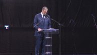 Vučić: Pristojna, vredna i poštena Srbija nikada neće dati sebe