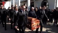 Ostoja Mijailović nosi kovčeg: Sahrana Saše Popovića