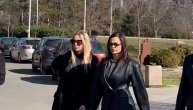 Milica Pavlović i Rada Manojlović na sahrani Saše Popovića