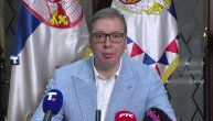 Vučić: Napali decu samo zato što hoće da uče