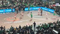 Kontroverzni vlasnik Panatinaikosa ušao u teren na meču sa Zvezdom!