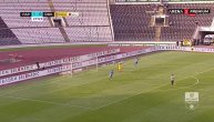 Fudbaler OFK-a sam ispred golmana i nije dao gol