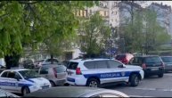 Muškarac se zatvorio preti da ce se ubiti: Drama u streljani na Novom Beogradu traje već 4 sata!