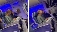 Šta se desi kada ne poštujete pravila: Pušila elektornsku cigararetu u avionu pa izabačena napolje