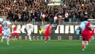 27. minut: GOOOL! Golčina Vukotića za 2:0