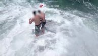 Imali su sreće, moglo je baš loše da se završi: Spasavanje momaka zaglavljenih na steni usred mora