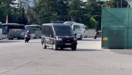 Dolazak fudbalera Srbije na stadion "Er Albanija" u pratnji policije