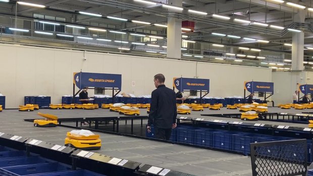 Pošta Srbije predstavila robote
