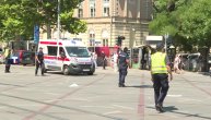 Snimci teške saobraćajne nesreće u centru Beograda: Posle sudara auto pokosio pešake