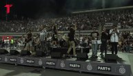 Grupa JNA pevala na prijateljskom meču Partizana i PAOK-a