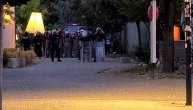 Kordon policije kod Skenderbegovog trga u Tirani