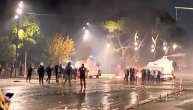 Haos u tirani Policija vodenim topovima i suzavcem na demonstrane