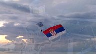 Ogromna srpska zastava na nebu iznad Floride: "Sa 1.000 metara čuo sam decu kako vrište i raduju se"