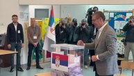 Vučić glasa