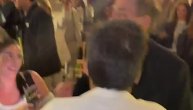 Cela boemska četvrt na nogama: Trubači opkolili Dragana Kojića Kebu