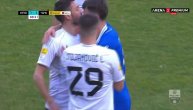 Haos u Novom Pazaru: Stojković hteo da gađa navijače flašicom, potom je usledila frka i prekid