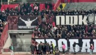 Grobari oterali igrače ispred tribine posle poraza od Vojvodine u Novom Sadu