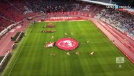 Fudbaleri Crvene zvezde proslavili 37. titulu šampiona, Džajić uručio pehar Ivaniću, šou na Marakani