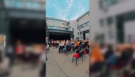 Pokondireno ožalošćeni: Neobično izvođenje predstave na FSU