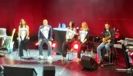 Veče evergrina, emocija i zabave: Nikola Kojo i Girls, Boys & Toys oduševili u MTS Dvorani