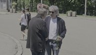 Miki Manojlović na sahrani Đorđa Kadijevića