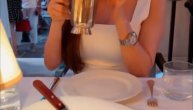 Ceca stigla u Španiju, blista u beloj haljini: Evo gde se zaputila sa Anastasijom
