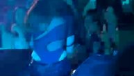 Milica Pavlović se izula na bini