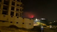 Ponovo bukti požar kod Baošića