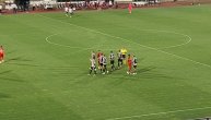 Fudbaleri Partizana se bune posle direktnog crvenog kartona za Zekovića!