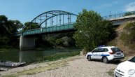 Turski državljani skočili s mosta u Pančevu, Telo jednog poslato na obdukciju, za drugim se traga