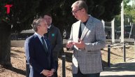 Predsednik Vučić u poseti Centru za razminiranje