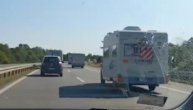 Kolona kampera iz Italije u Srbiji