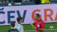 Crveni karton za Vukotića! Srđan Jovanović ga isključio sa utakmice zbog previše priče