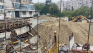 Snimci sa urušenog gradilišta